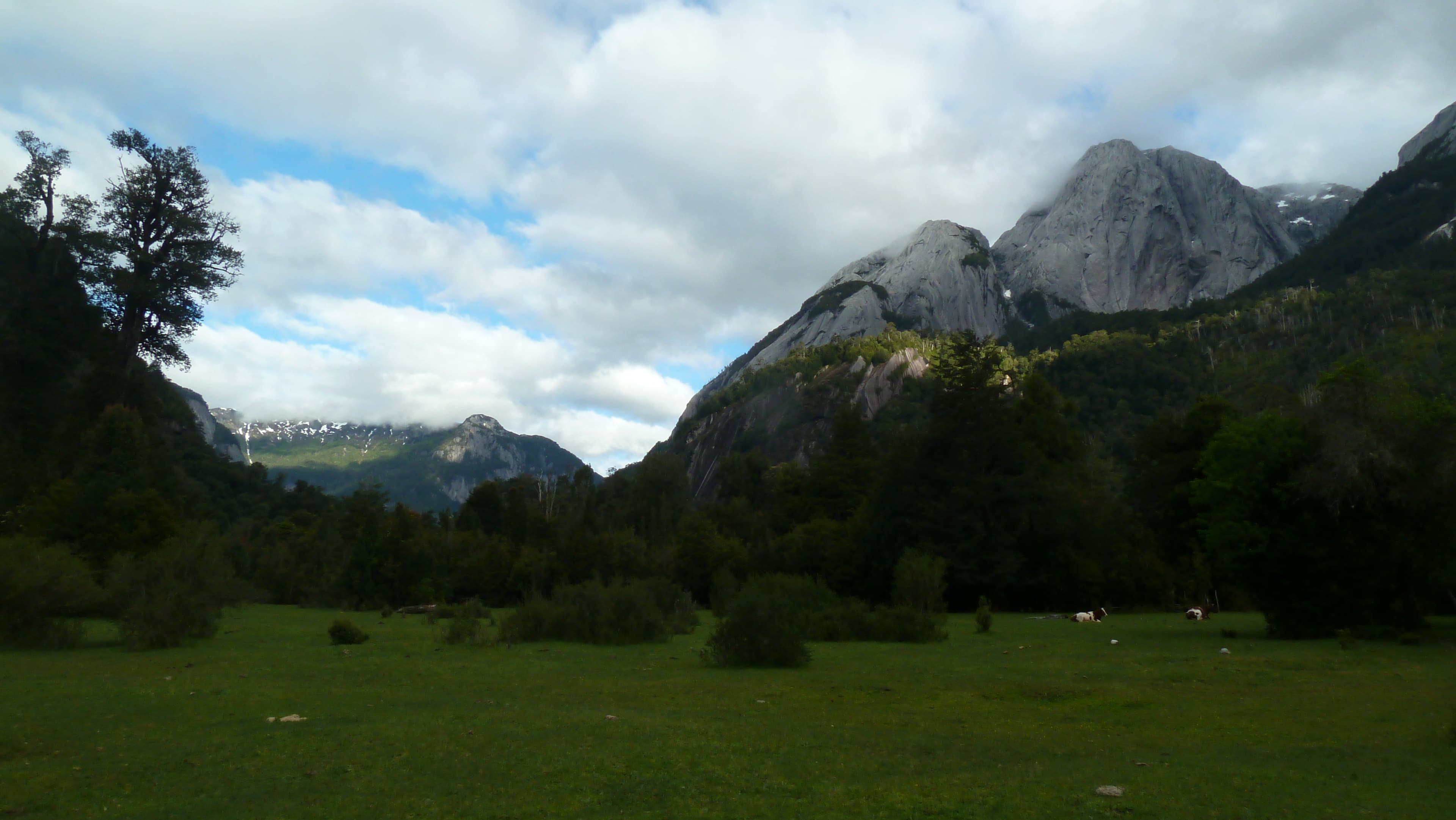 Valle Cochamó - Sendero a La Junta